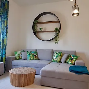 Grand Sur Les Bvd à 2 Pas De La Gare Appartement